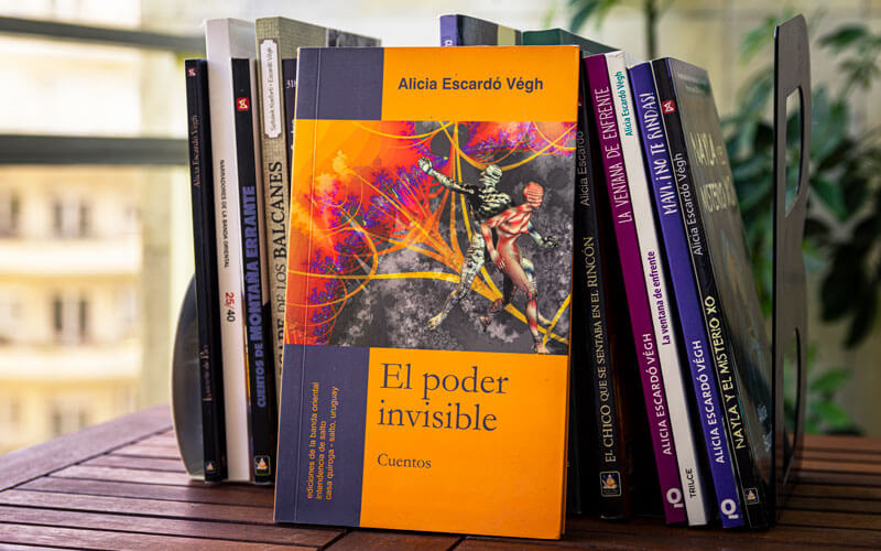 Portada de El poder invisible
